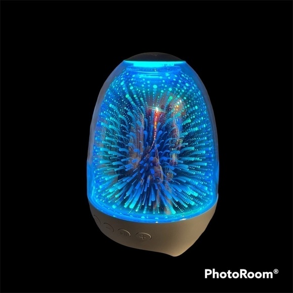 Aiscool Multifunctional Night Light (Blue Tooth) Speaker 7 Color LED New